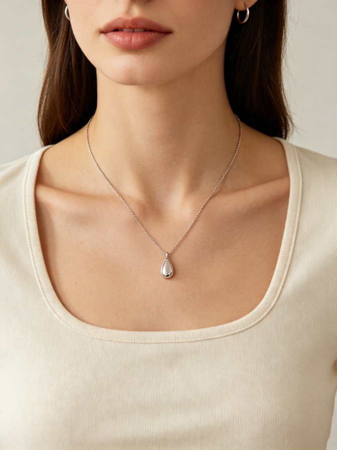 Teardrop Pendant Necklace